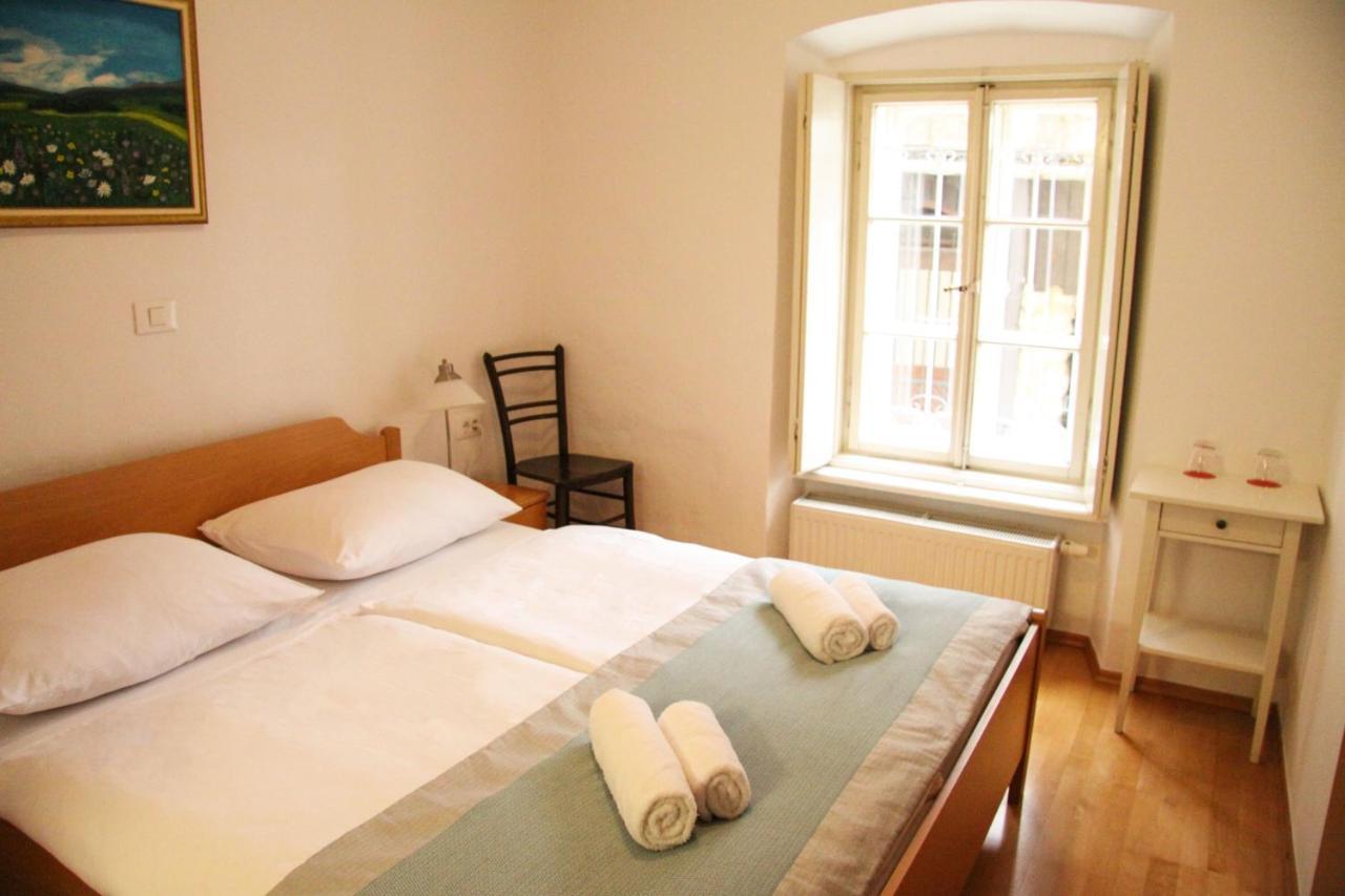 B&B Pod Skalo Kamnik Bagian luar foto