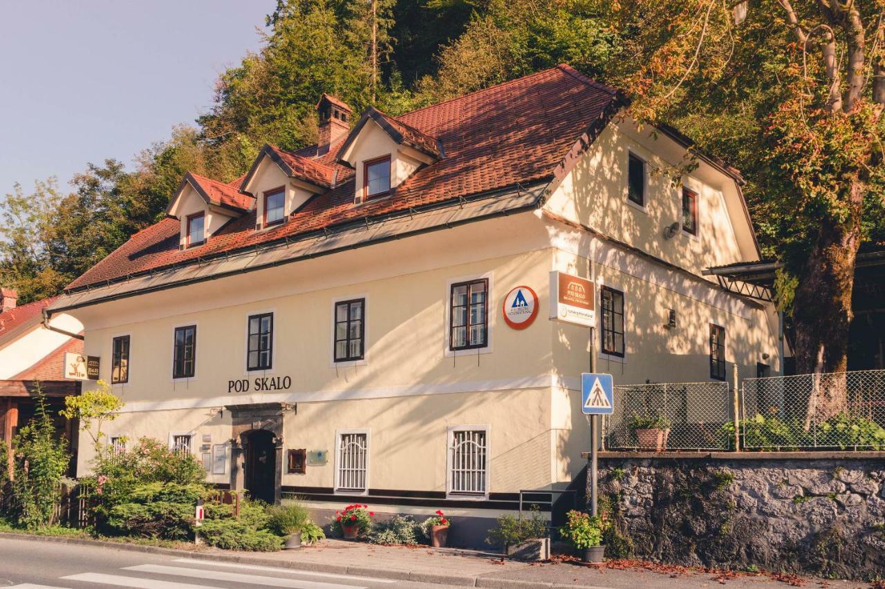 B&B Pod Skalo Kamnik Bagian luar foto